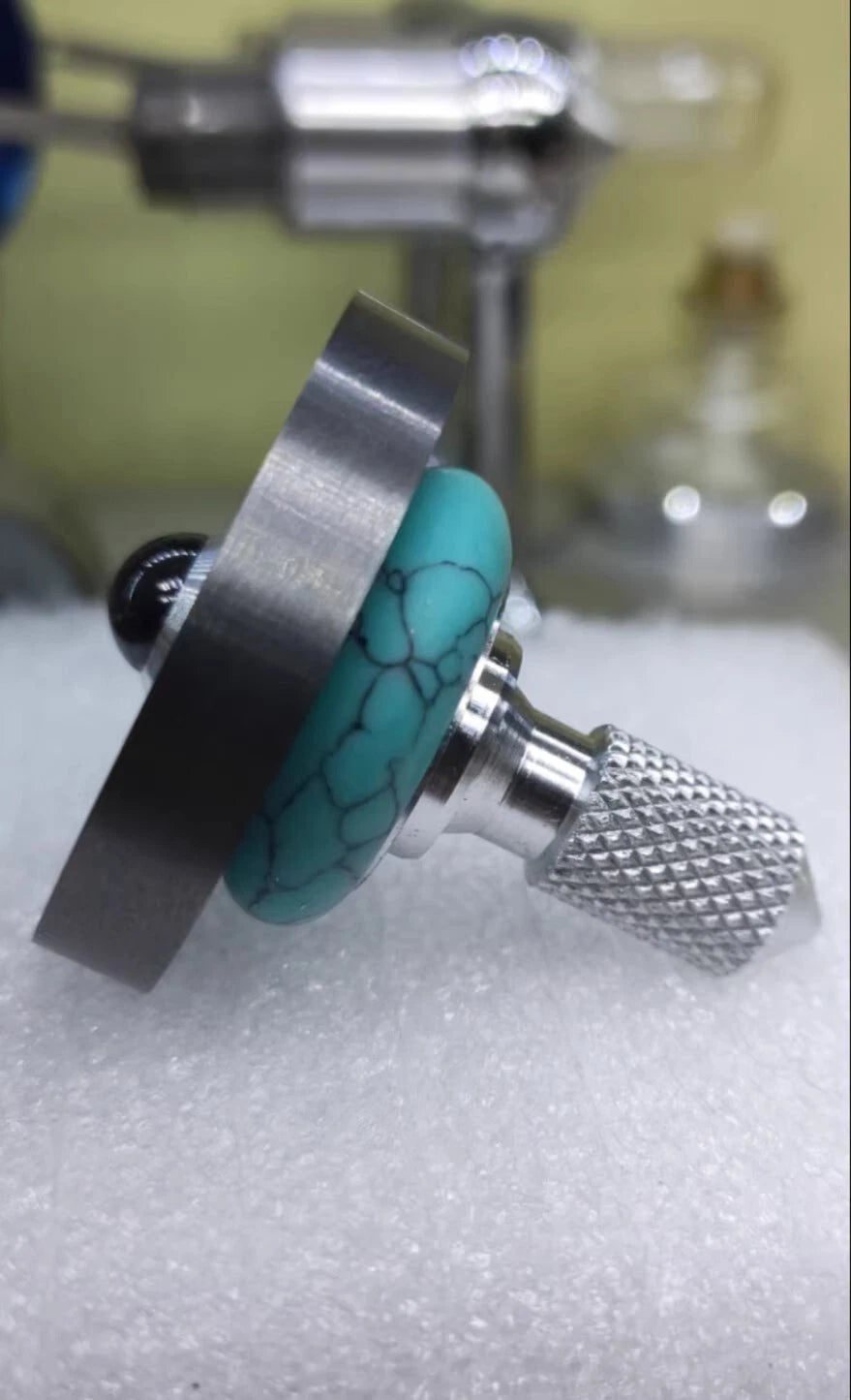 Tungsten Steel Hand Twisting Spinning Top Gyro Gyroscope Collection Spinner Toys 07FC0E-D4 - KOEEK