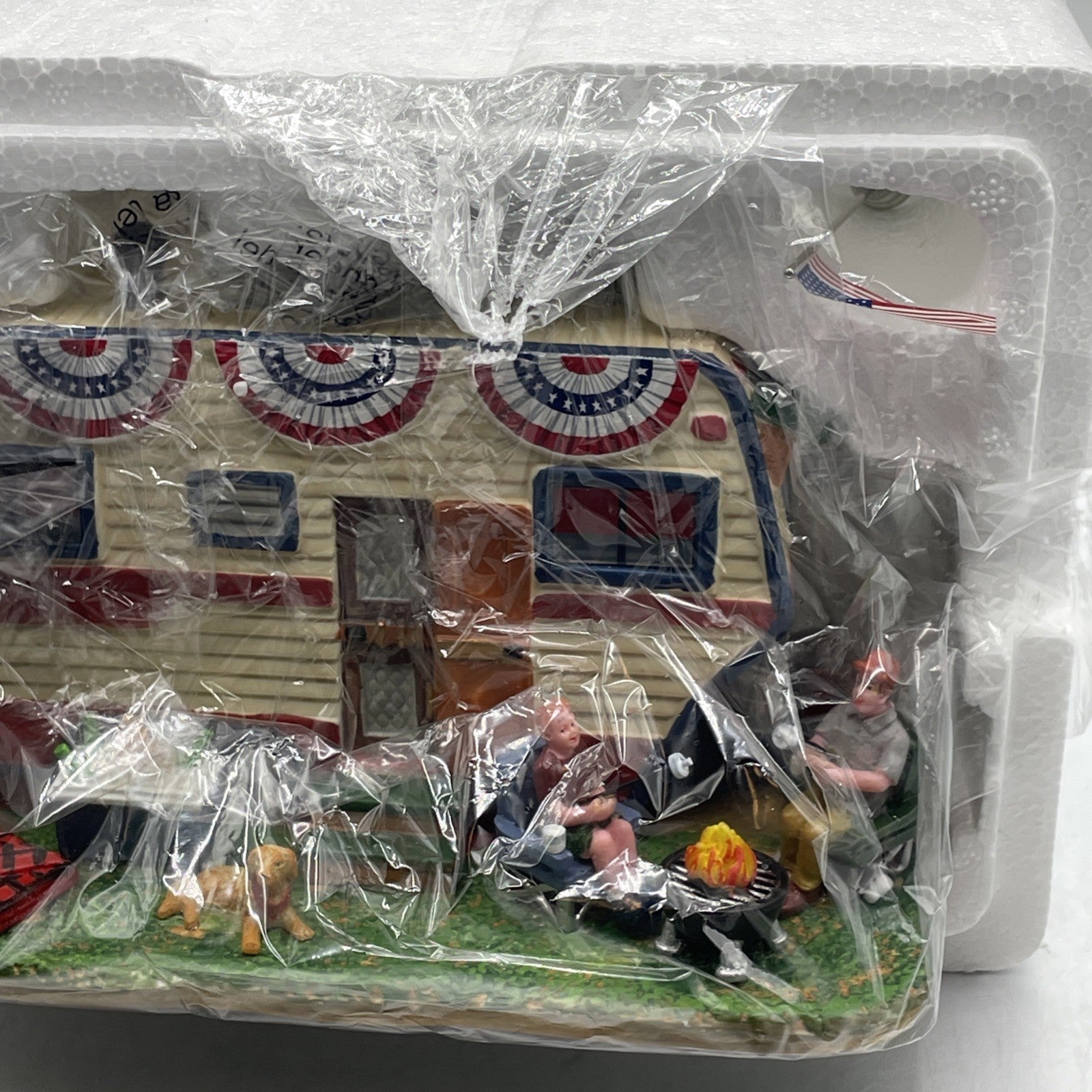 Lemax 2018 Summer Trailer Porcelain Lighted Display USA 4th Of July Patriotic LEMAX - KOEEK