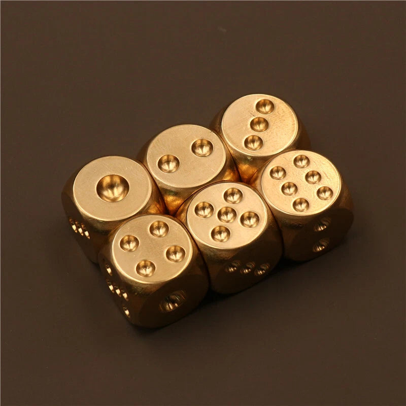 4pcs Solid Brass Dice Toy 15mm Six Sided Square EDC Metal Dice Board Game Toy 07FC0E-D4 - KOEEK