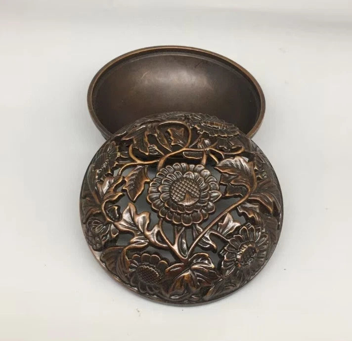 Powder box chrysanthemum incense burner 07FC0E-D4 - KOEEK