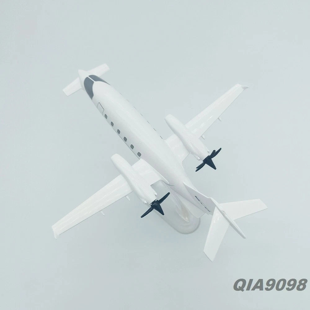 1/100 Scale P.180 Avanti EVO Aircraft Finished White Color Display Model 07FC0E-D4 - KOEEK