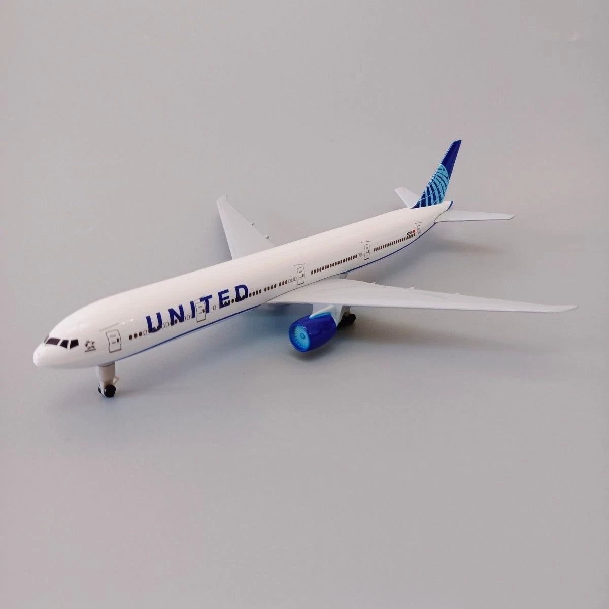 19cm United Airlines Boeing 777 Diecast Metal Aircraft Model  Display 07FC0E-D4 - KOEEK