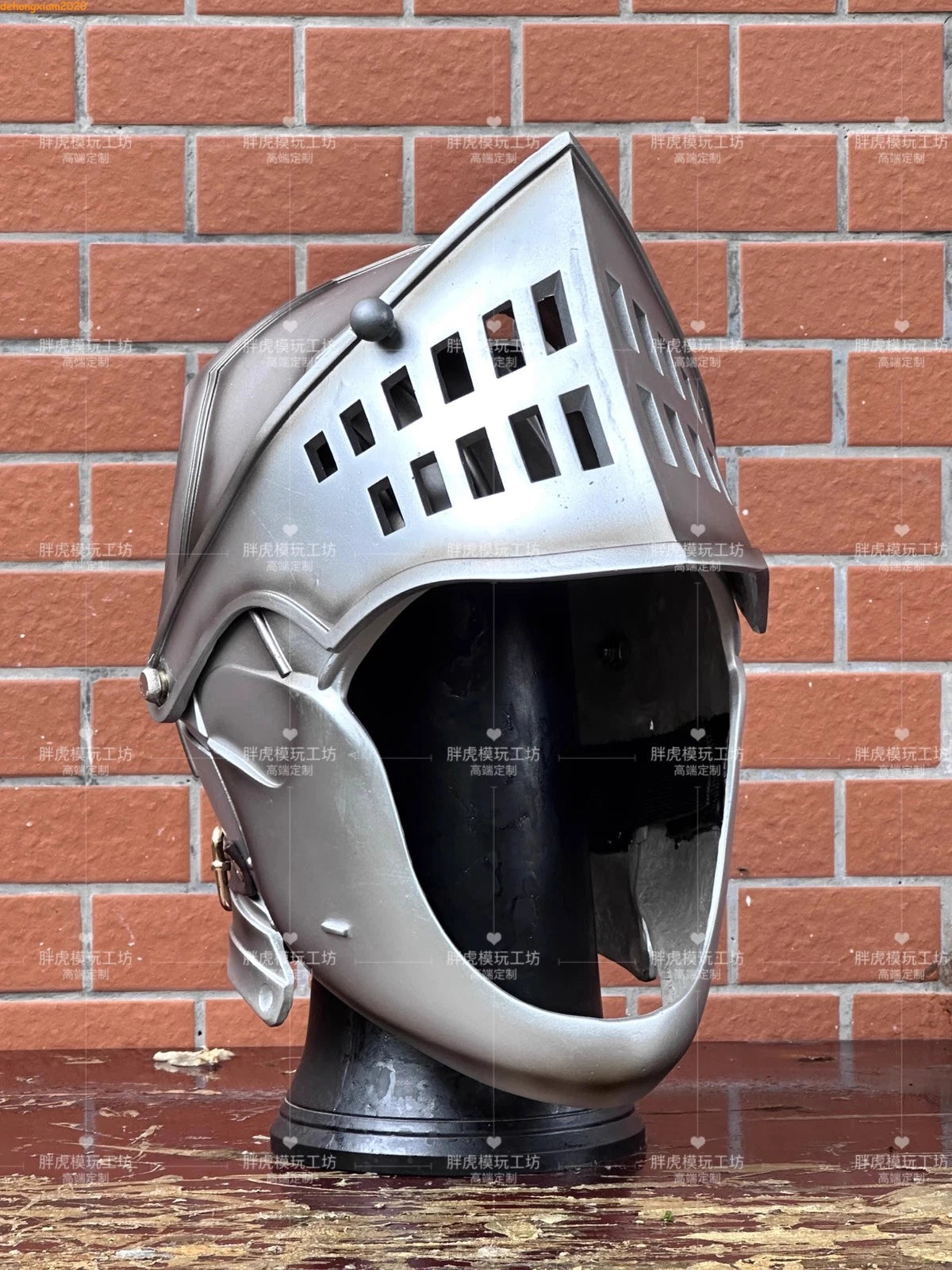 1:1 Dark Souls Knight Oscar Cosplay Helmet Medieval Halloween Party Mask Props 07FC0E-D4 - KOEEK