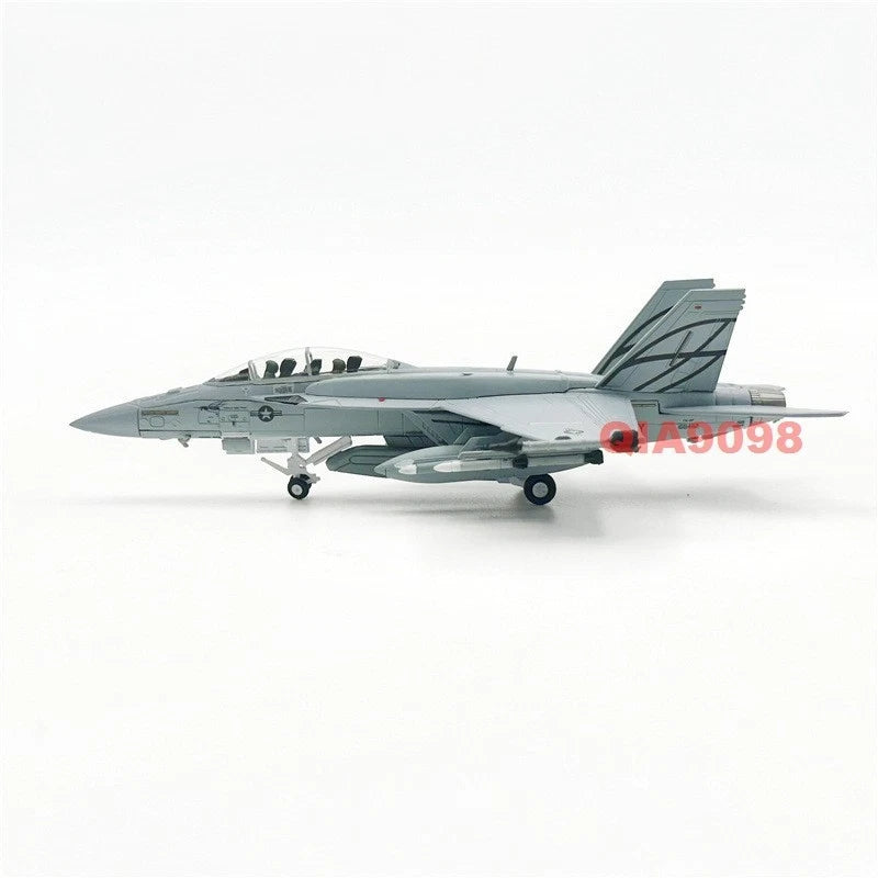1/100 US Navy F/A-18 Aircraft Carrier-based Aircraft Metal + Plastic Model 07FC0E-D4 - KOEEK