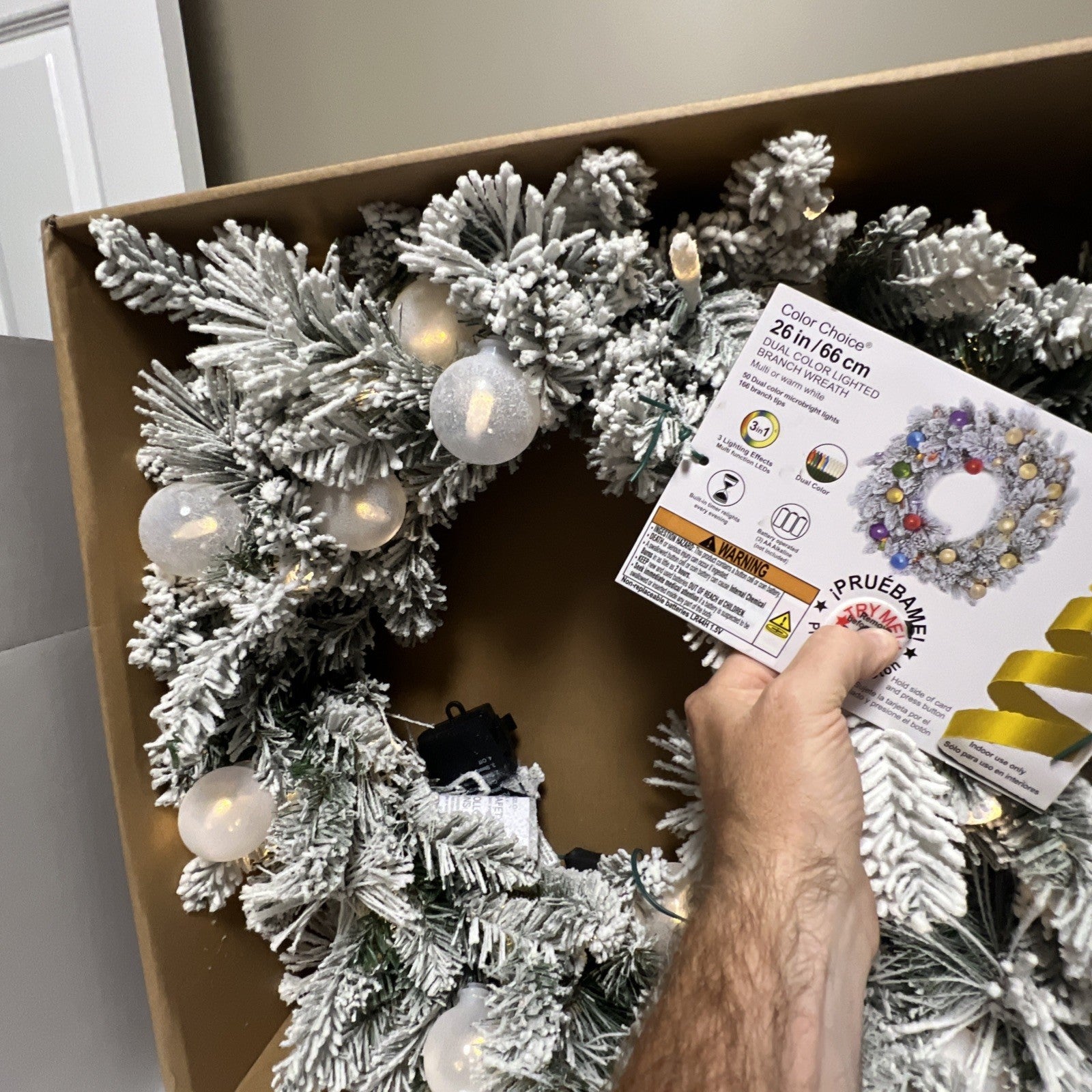 GE 26 Inch Dual Colored Lighted Branch Wreath GE - KOEEK