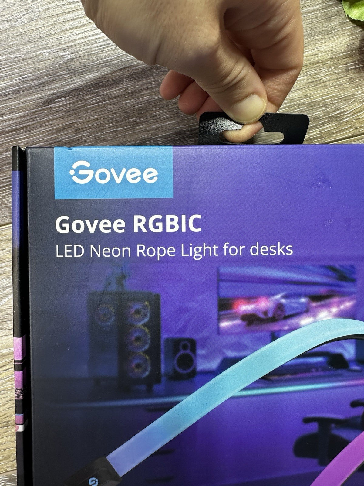 Govee - RGBIC LED Neon Rope Light for Desks 6.5ft - H61C2  Unopened Box Gamer GOVEE - KOEEK