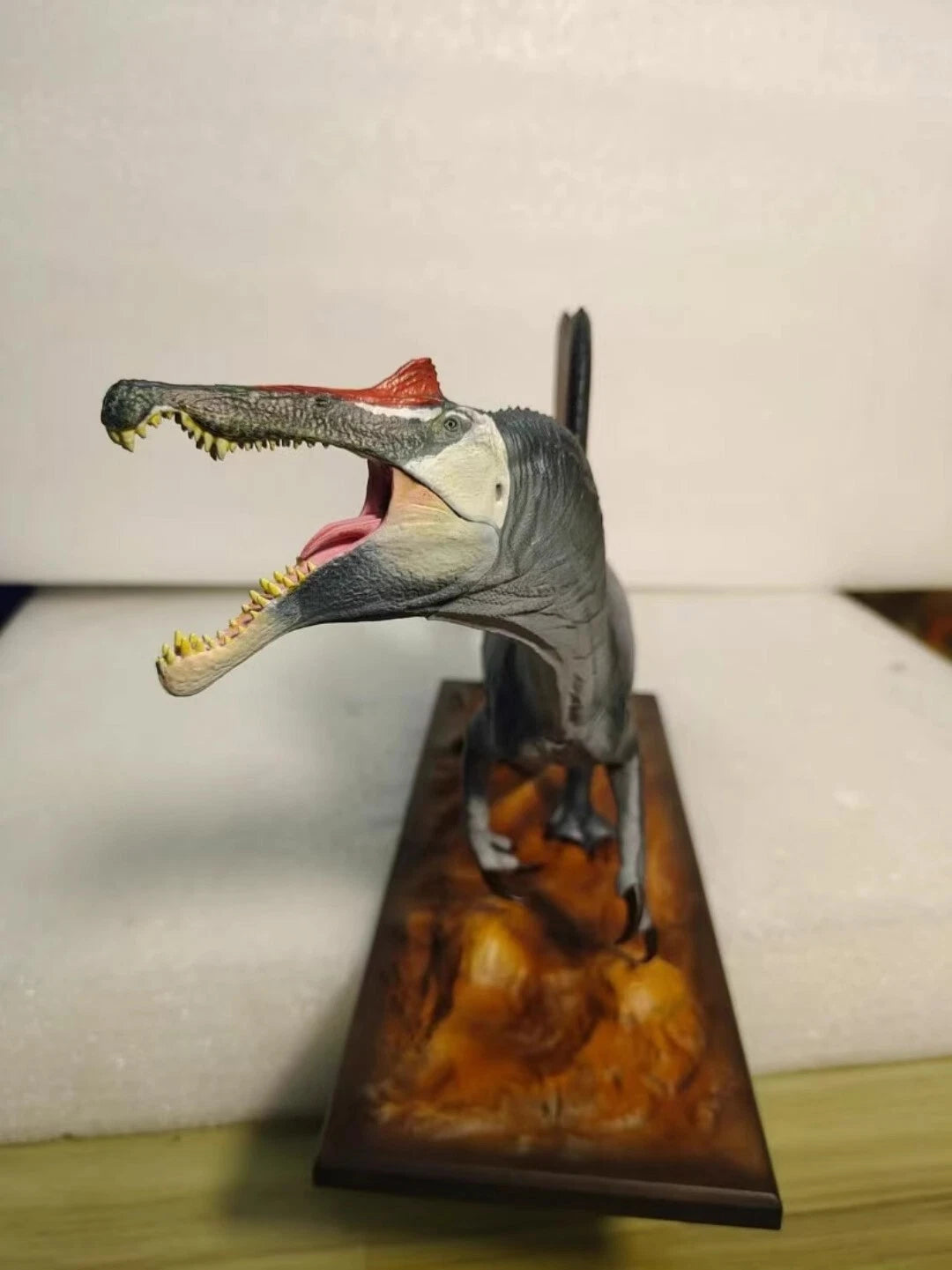 RAMSES Studio Spinosaurus Mesozoic Life Series 1/35 Dinosaur Statue  In Stock RAMSES_STUDIO - KOEEK