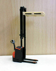 1/24 Scale Vehicle Truck BT Staxio Forklift Model Electric Stacker Diecast Toy 07FC0E-D4 - KOEEK