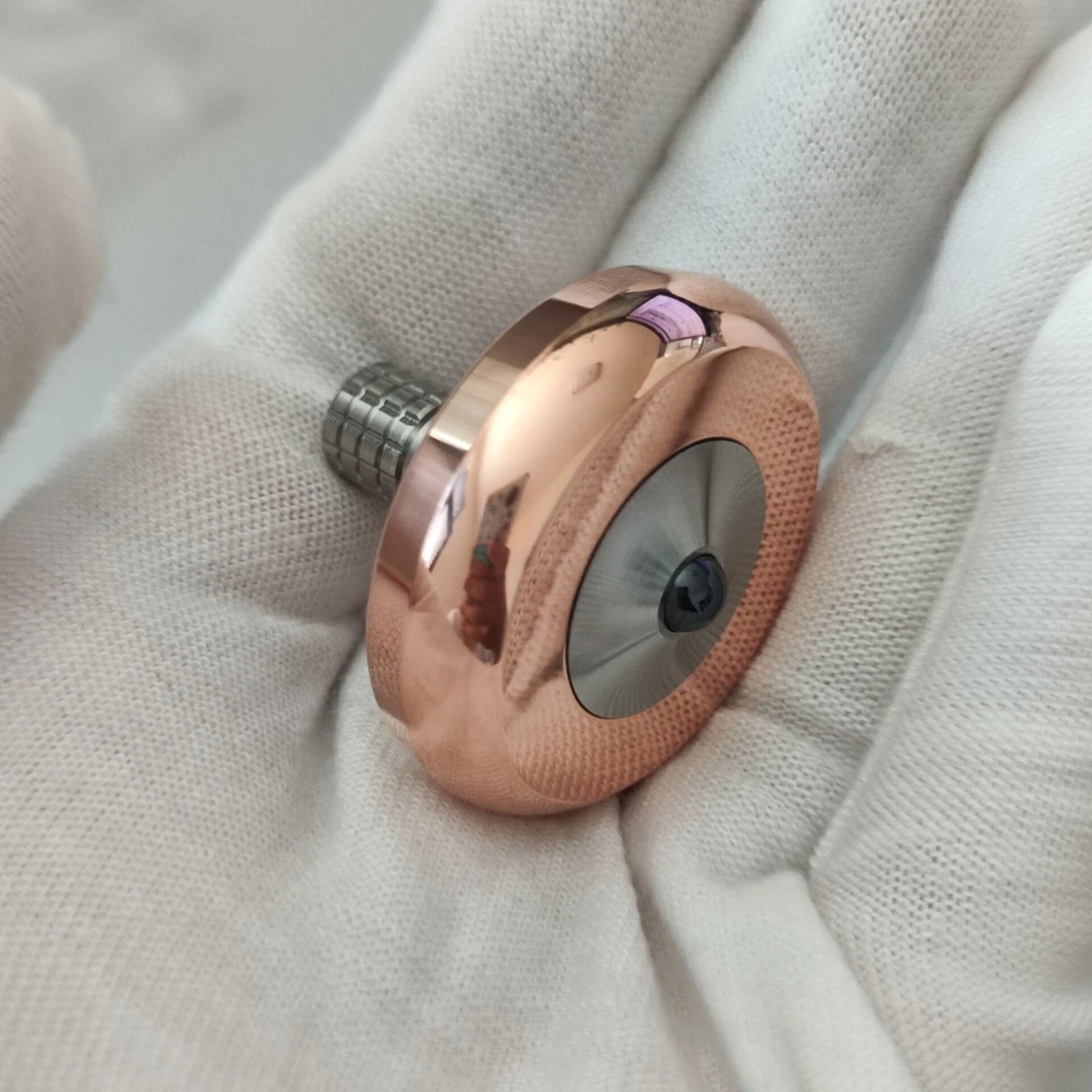 Titanium Copper Hand Twisting Spinning Tops Fingertip Top Hand Spinner Toys 07FC0E-D4 - KOEEK