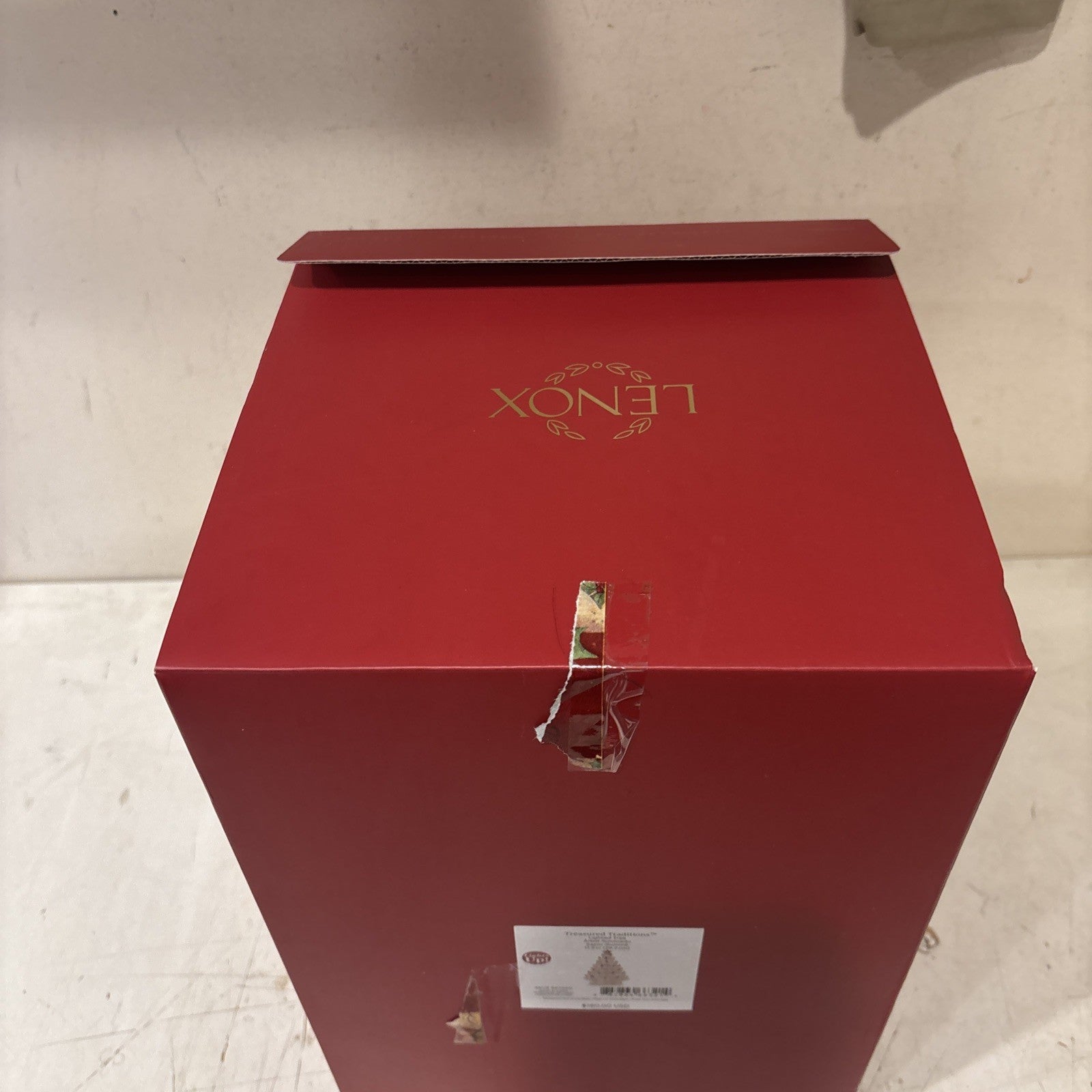 Lenox "Treasured Traditions" Lighted Christmas Tree  11.5” LENOX - KOEEK