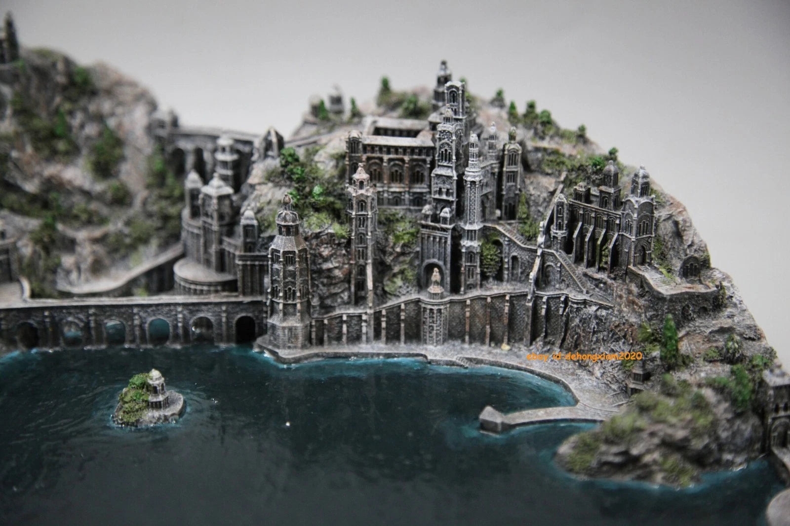 The Lord of the Rings The Hobbit Grey Havens Scene Display Resin Statue Model 07FC0E-D4 - KOEEK