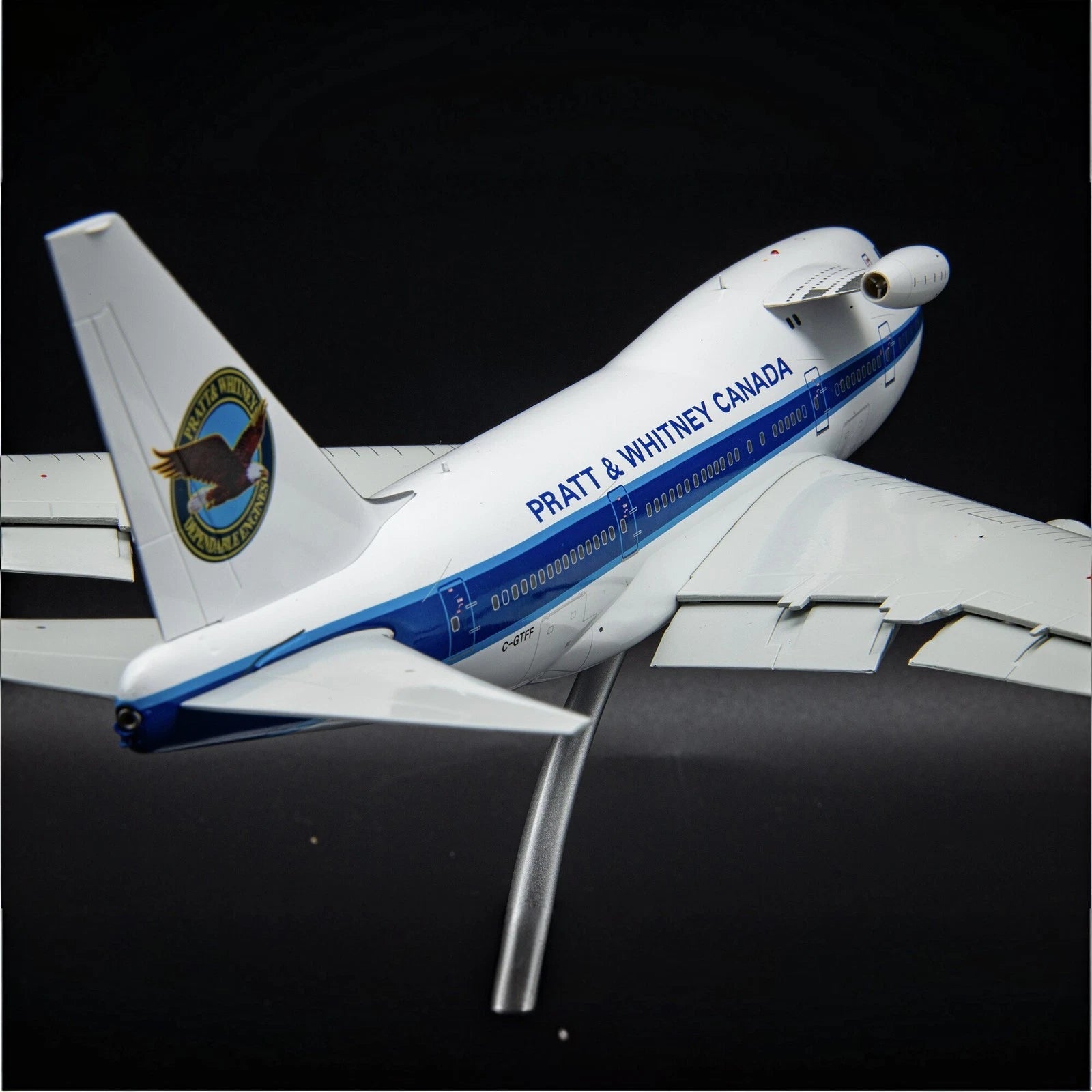 JC Wings 1:200 Boeing 747SP C-GTFF Model Plane Aerial Test Bench Diecast Airplan JC_WINGS - KOEEK