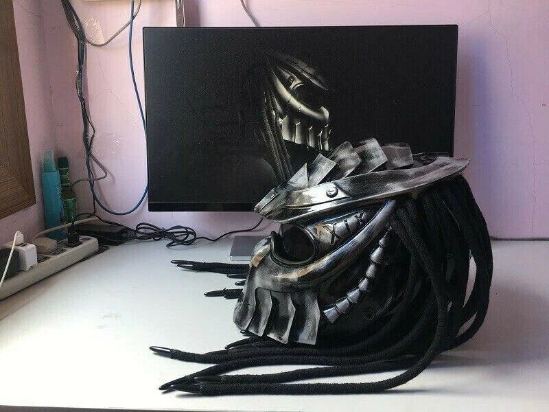 Predator Hand-painted Motorcycle Personality Full Face Laser Light Adult Helmet 07FC0E-D4 - KOEEK