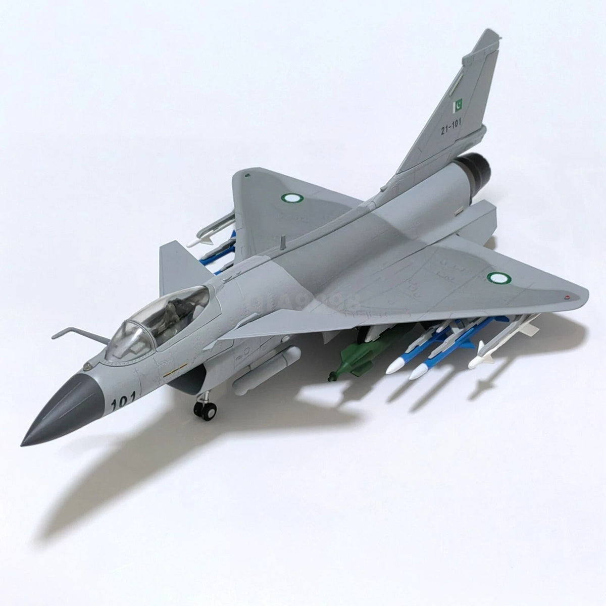 1/48 Scale Pakistan Air Force J-10CE Fighter Aircraft Diecast Metal Model 07FC0E-D4 - KOEEK