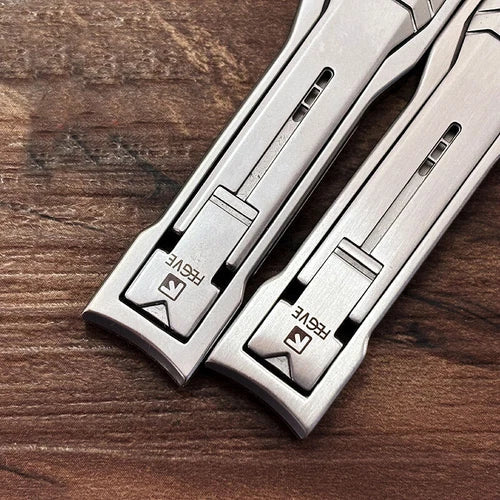 EDC 420 Powder Steel Nail Clippers Anti Splash High-end Fingernail Cutter 07FC0E-D4 - KOEEK