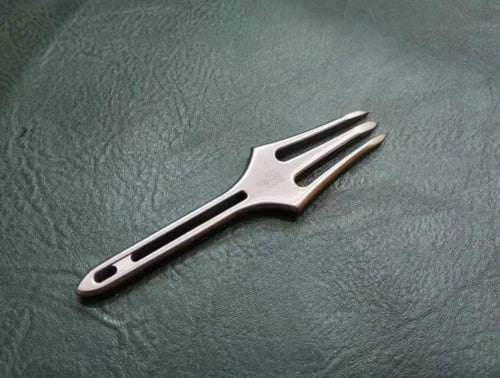Titanium Alloy Fork Small Harpoon Crowbar Pry Bar keychain EDC Tool Pendant Gift 07FC0E-D4 - KOEEK