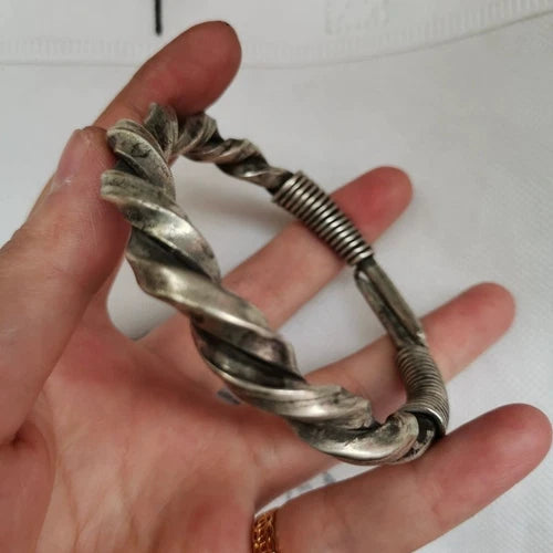 Vintage Indigenous Handmade Antique Collection Silver Bracelet 125 07FC0E-D4 - KOEEK