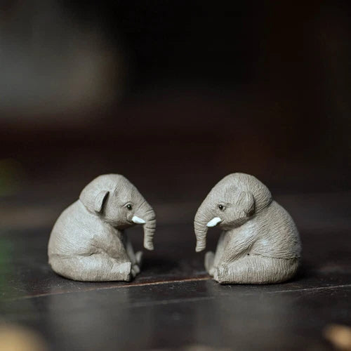 4.6cm Elephant Statue Small Table Decoration Yixing Zisha Purple Clay Tea Pet 07FC0E-D4 - KOEEK