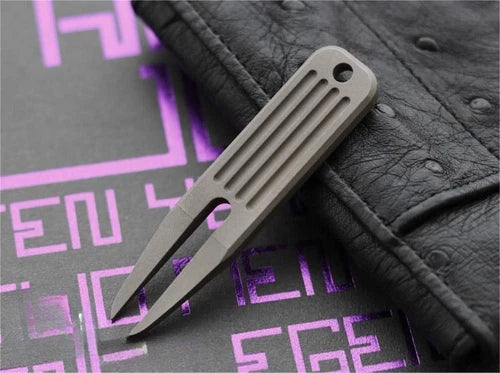 1PC TC4 Titanium Golf Divot Repair Tool Golf Green Fork EDC Portable Keychain 07FC0E-D4 - KOEEK