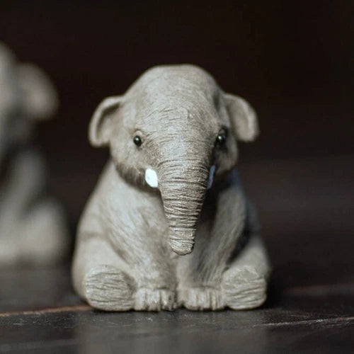 4.6cm Elephant Statue Small Table Decoration Yixing Zisha Purple Clay Tea Pet 07FC0E-D4 - KOEEK
