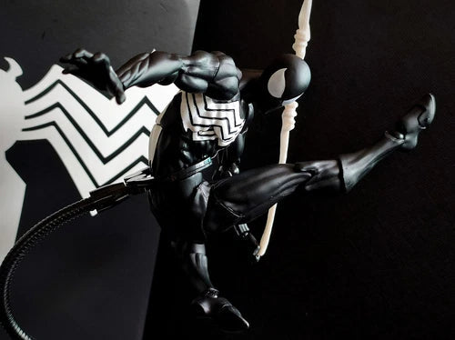 IN STOCK Mess Toys Symbiote Kaine Parker Spider-Man Action Figure Boxed MESS_TOYS - KOEEK