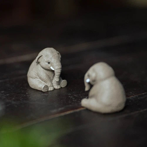 4.6cm Elephant Statue Small Table Decoration Yixing Zisha Purple Clay Tea Pet 07FC0E-D4 - KOEEK