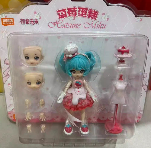 Blokees DaalaMode Series Hatsune Miku Strawberry Cake Limited Model Figure BLOKEES - KOEEK