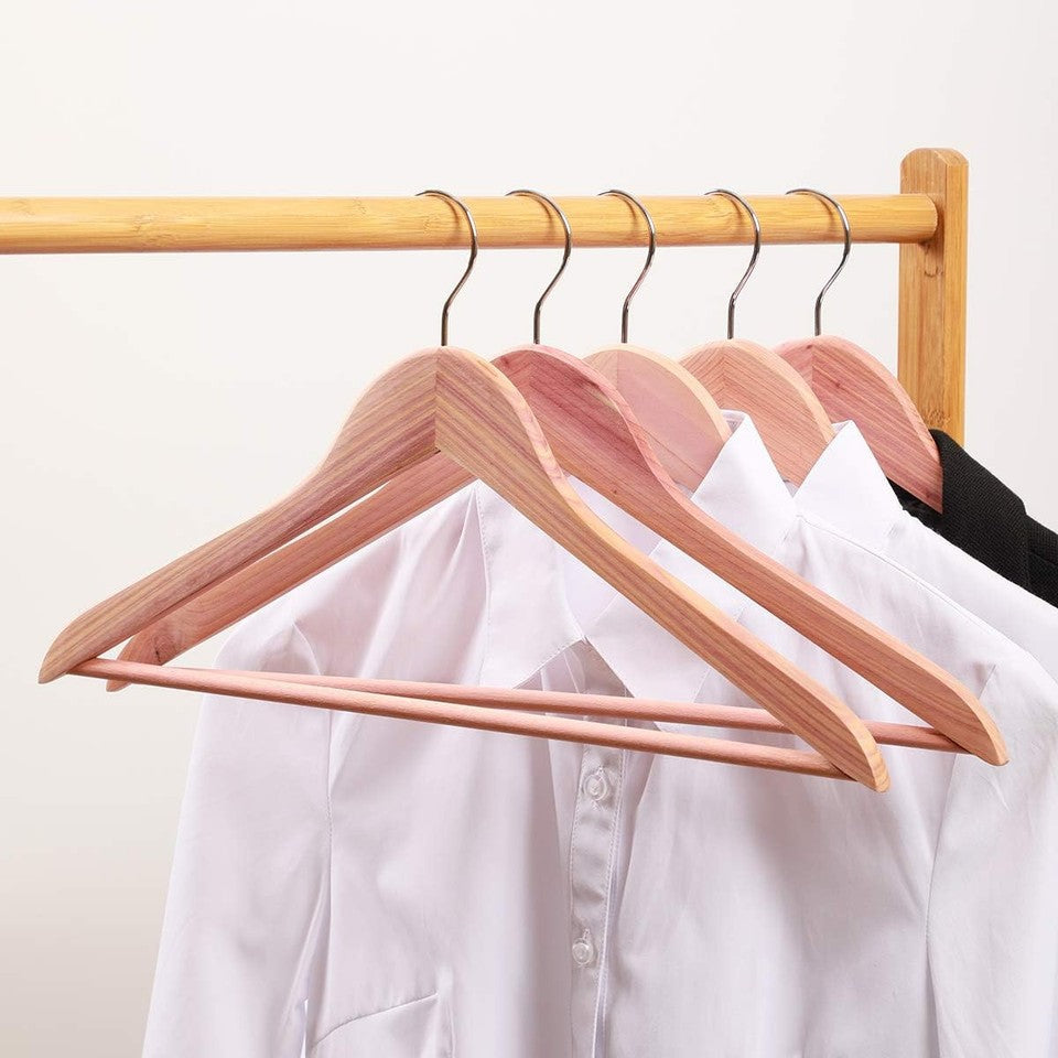 new ELONG HOME Cedar Hangers, 12 Pack Sturdy Wooden Hangers with 12 pack, Nature